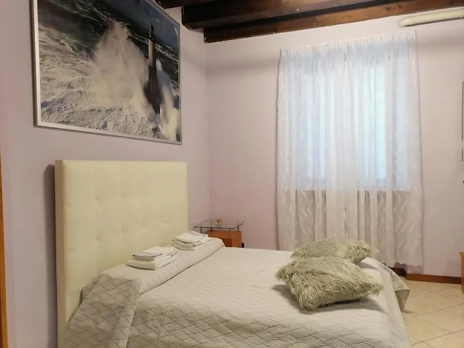 Monolocale In Piazza Isolo Apartment Verona 0*,
