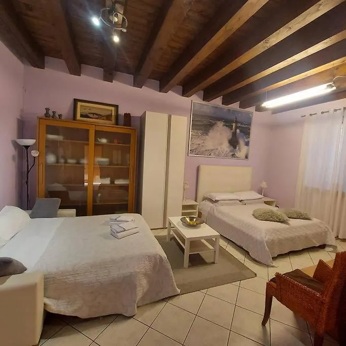 Monolocale In Piazza Isolo Apartment Verona 0*,  Italy