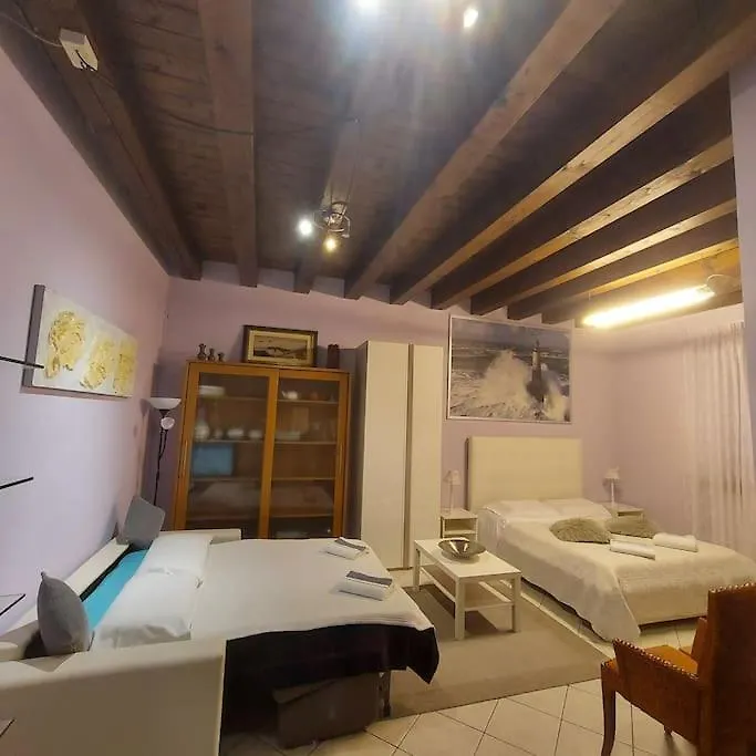 Monolocale In Piazza Isolo Apartment Verona