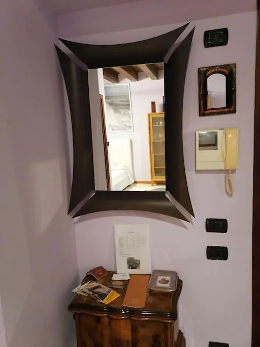 Monolocale In Piazza Isolo Apartment Verona